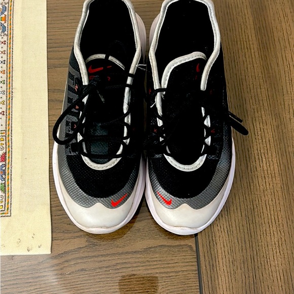 Nike Air Max sneakers - Picture 2 of 2